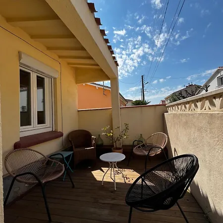 Charmante Maison Canetoise Proche Et Commodites !