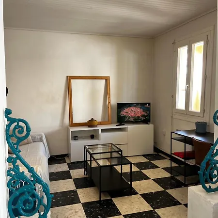 Apartamento Charmante Maison Canetoise Proche Et Commodites ! *