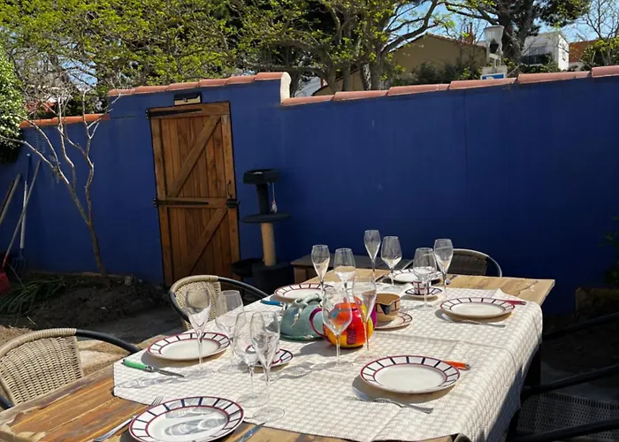 Charmante Maison Canetoise Proche Et Commodites !